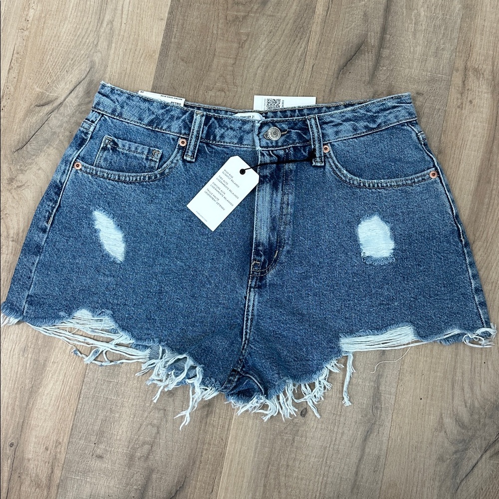 Distressed retro high rise forever 21 Denim Women Shorts size 28